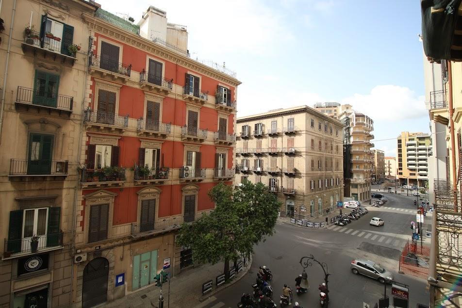 La Casetta Del Turista Palermo Buitenkant foto